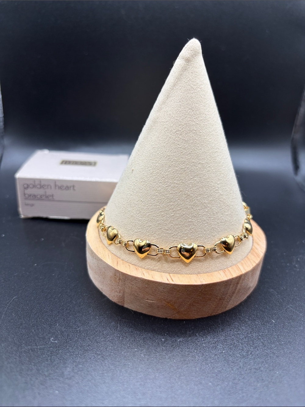 Vintage Avon gold-tone bracelet, new in box